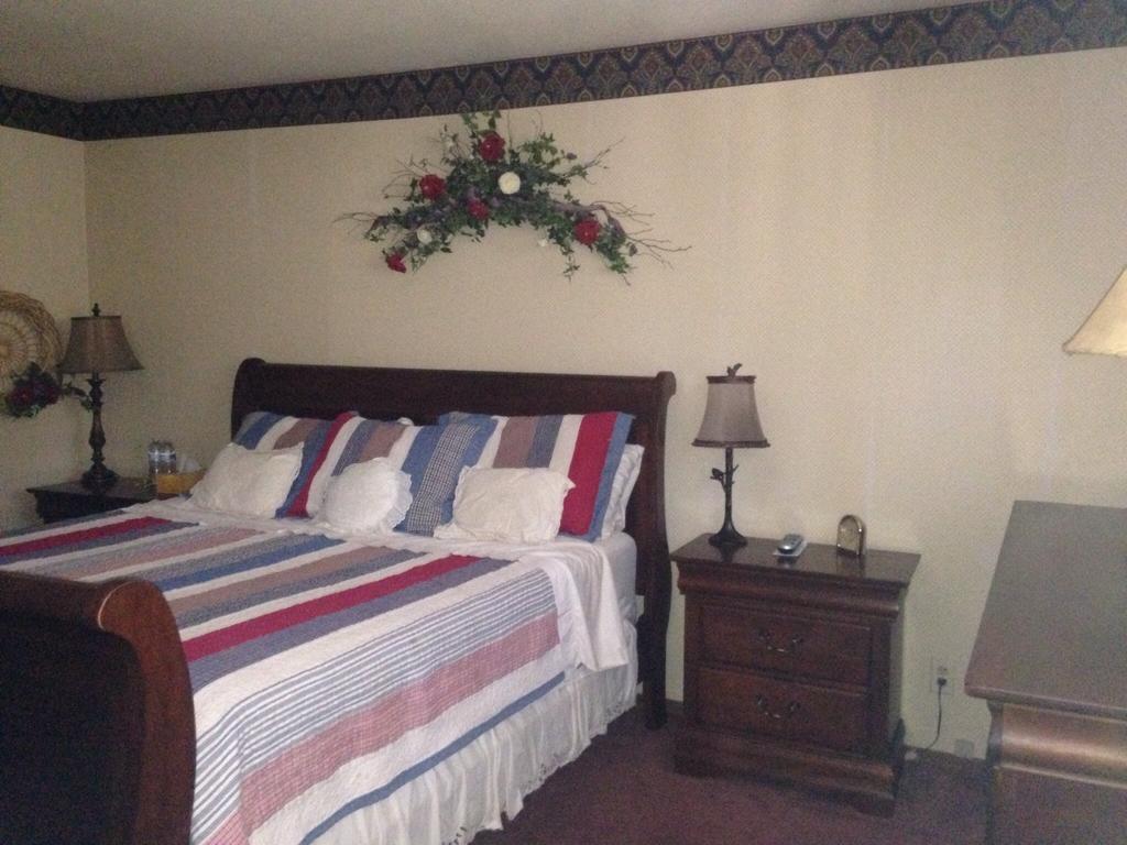 Switzerland Haus Bed And Breakfast Inn Big Bear Lake Quarto foto