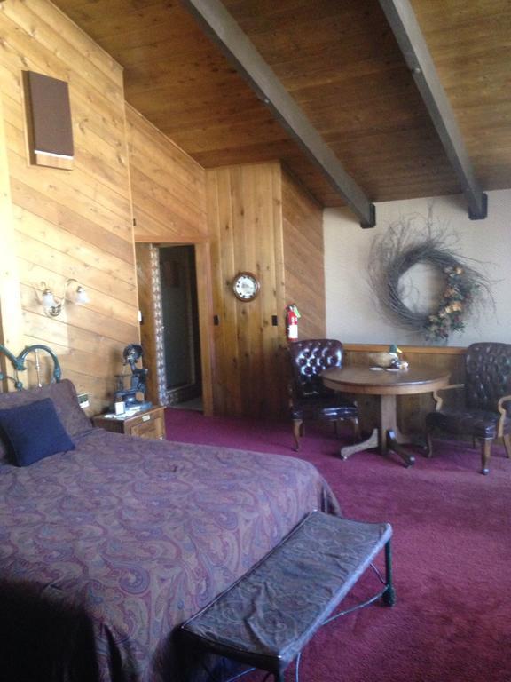 Switzerland Haus Bed And Breakfast Inn Big Bear Lake Quarto foto